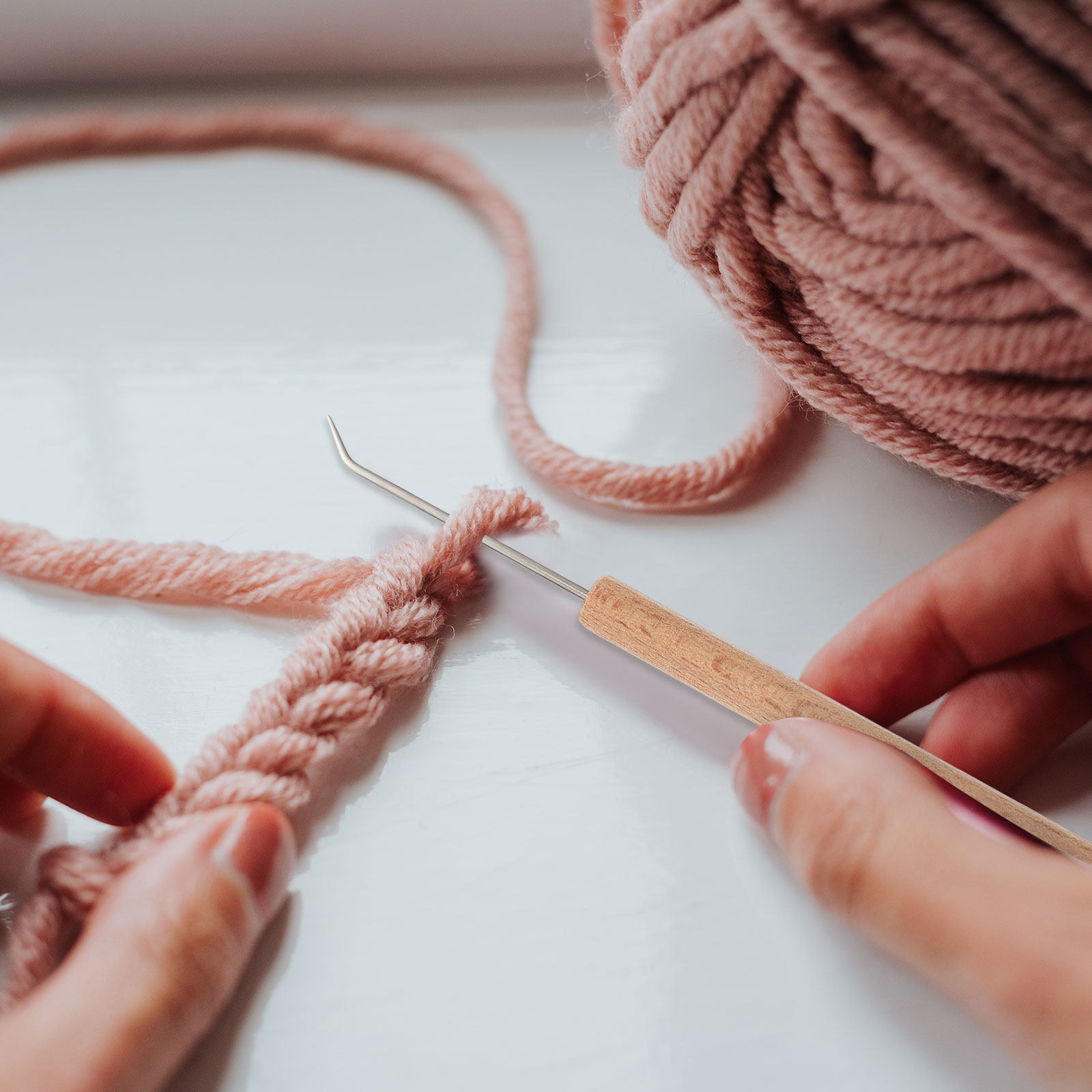 Crochet Hooks with Wooden Hand - Wooden Crochet Hooks Ergonomic Handle review and price